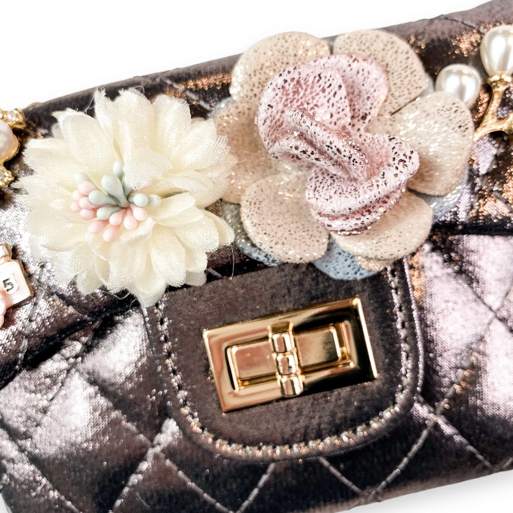 Floral Shiny Quilted Purse - Pewter