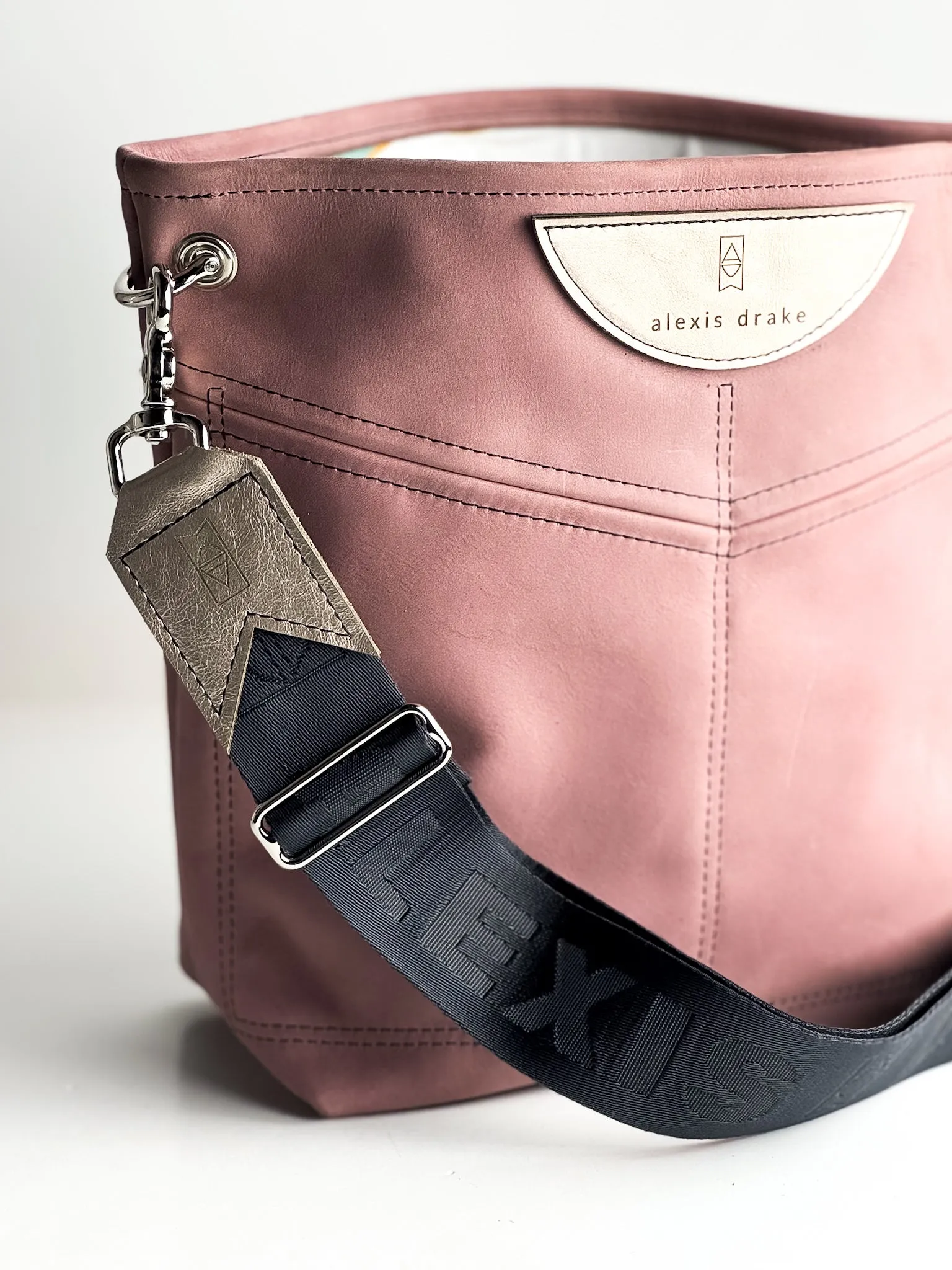 Practically Perfect Collection | V-Tivoli Shoulder Tote | Distressed Pink Jade