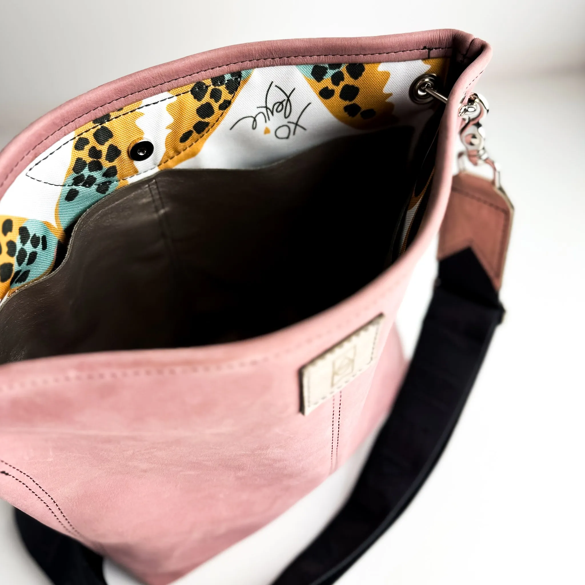 Practically Perfect Collection | V-Tivoli Shoulder Tote | Distressed Pink Jade