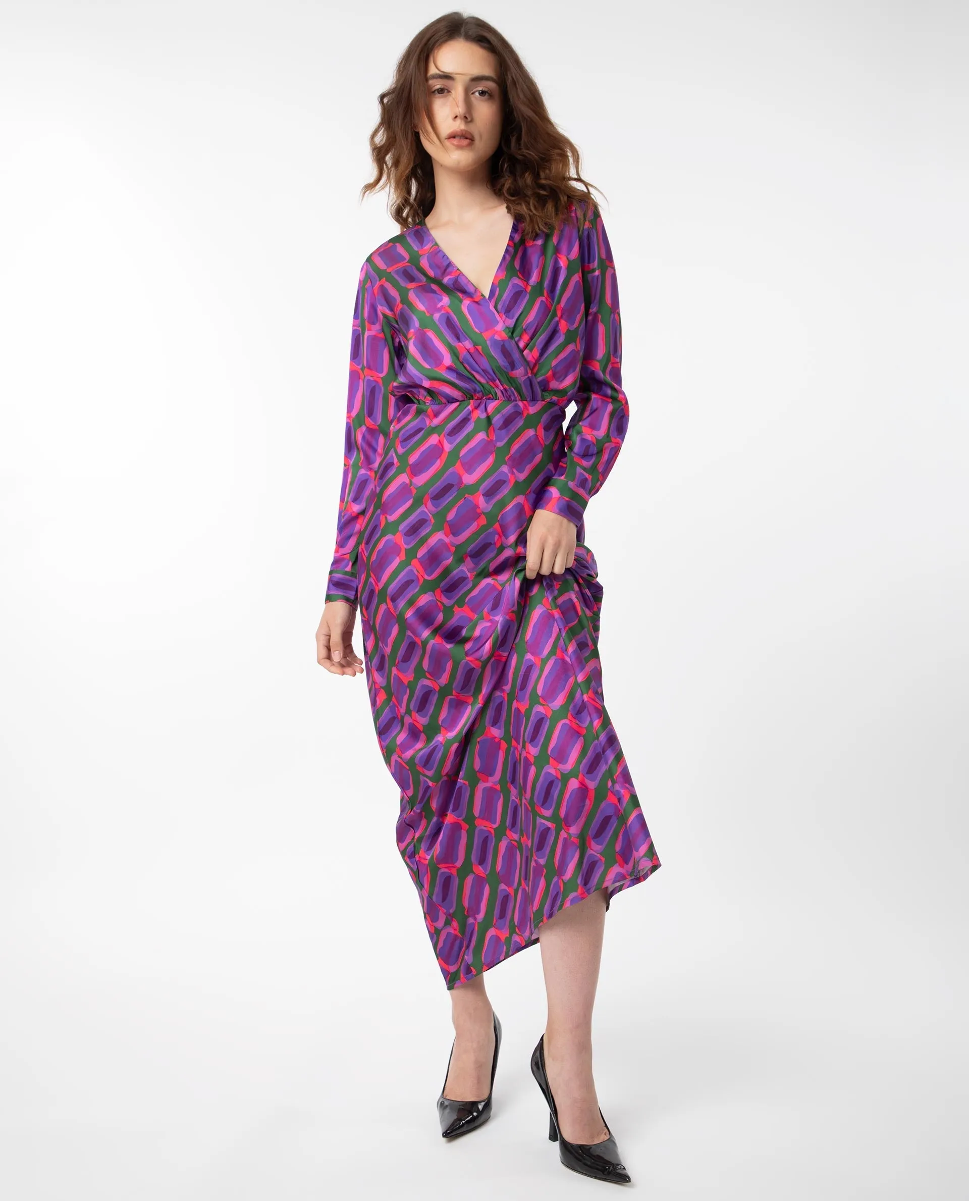 Rareism Women Kenra Purple Polyester Fabric Full Sleeves Relaxed Fit Geometric Print Maxi A-Line Dress