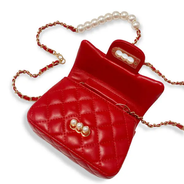 Red Pearl Closure Quilted Purse