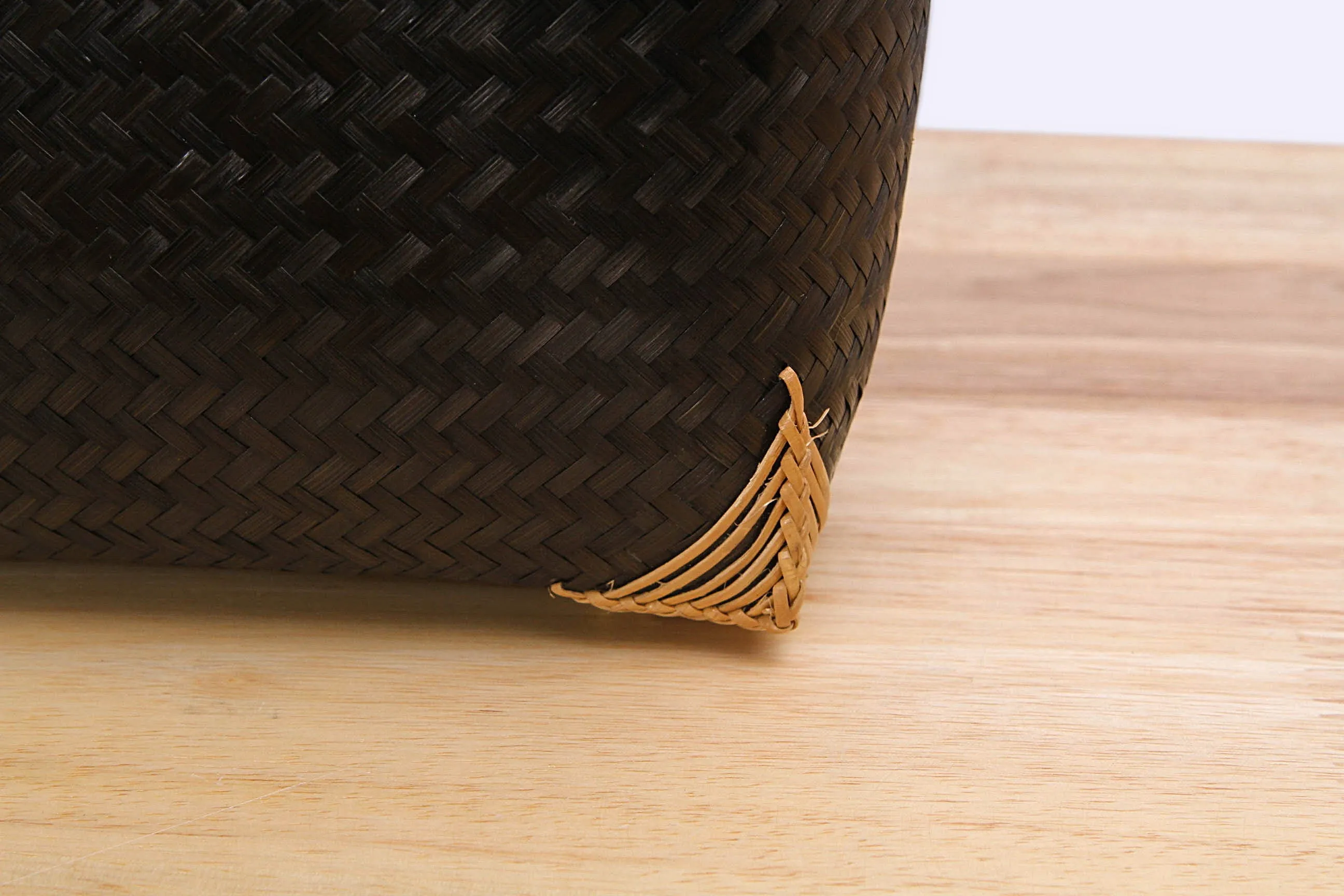 Woven bamboo handbag